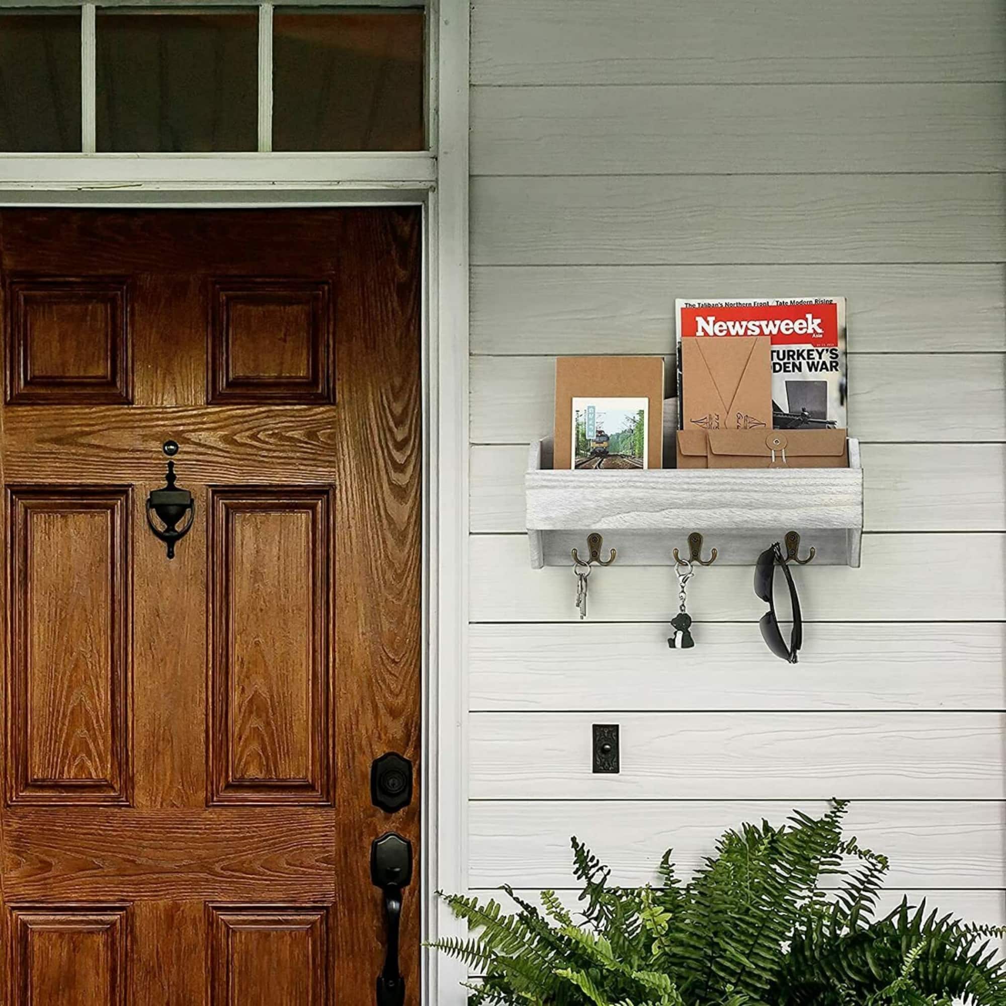 Rustic White Wooden Mail 1-Piece Floating Wall Shelf With 6 Key Hooks